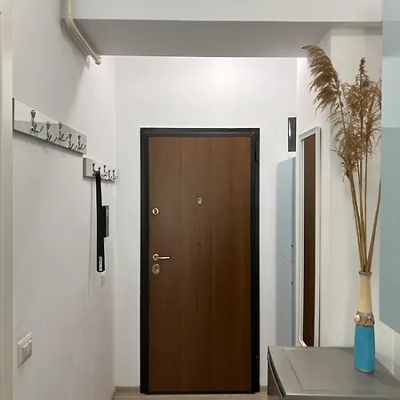 Blue Bike Seaview Apartment Mamaia Exterior photo